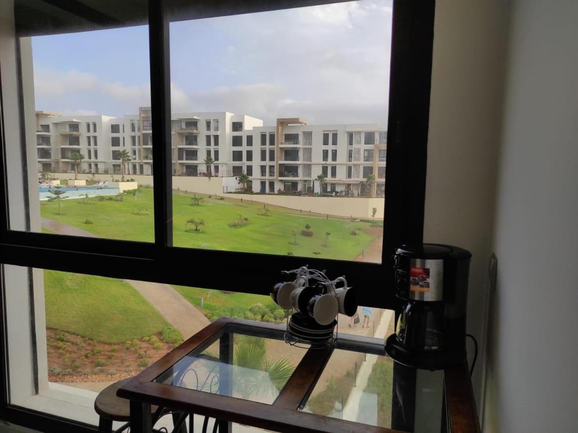 Bel Appartement A Plage Des Nation Salé Bagian luar foto